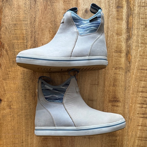 XTRATUF Leather waterproof Ankle Deck Boots Blue gray NEW